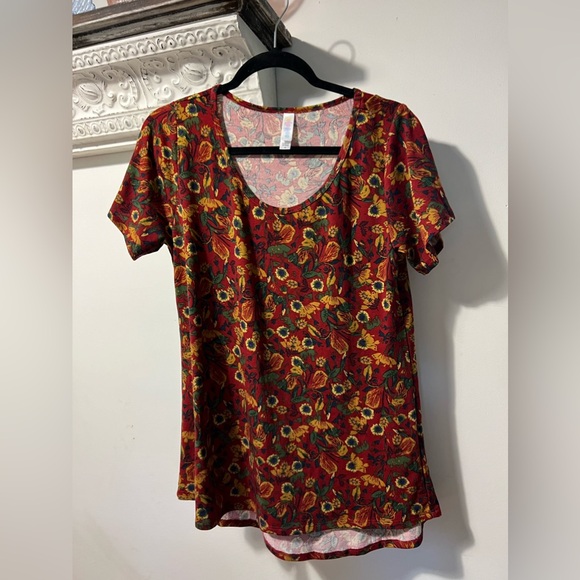 LuLaRoe Floral Classic T - Picture 1 of 1